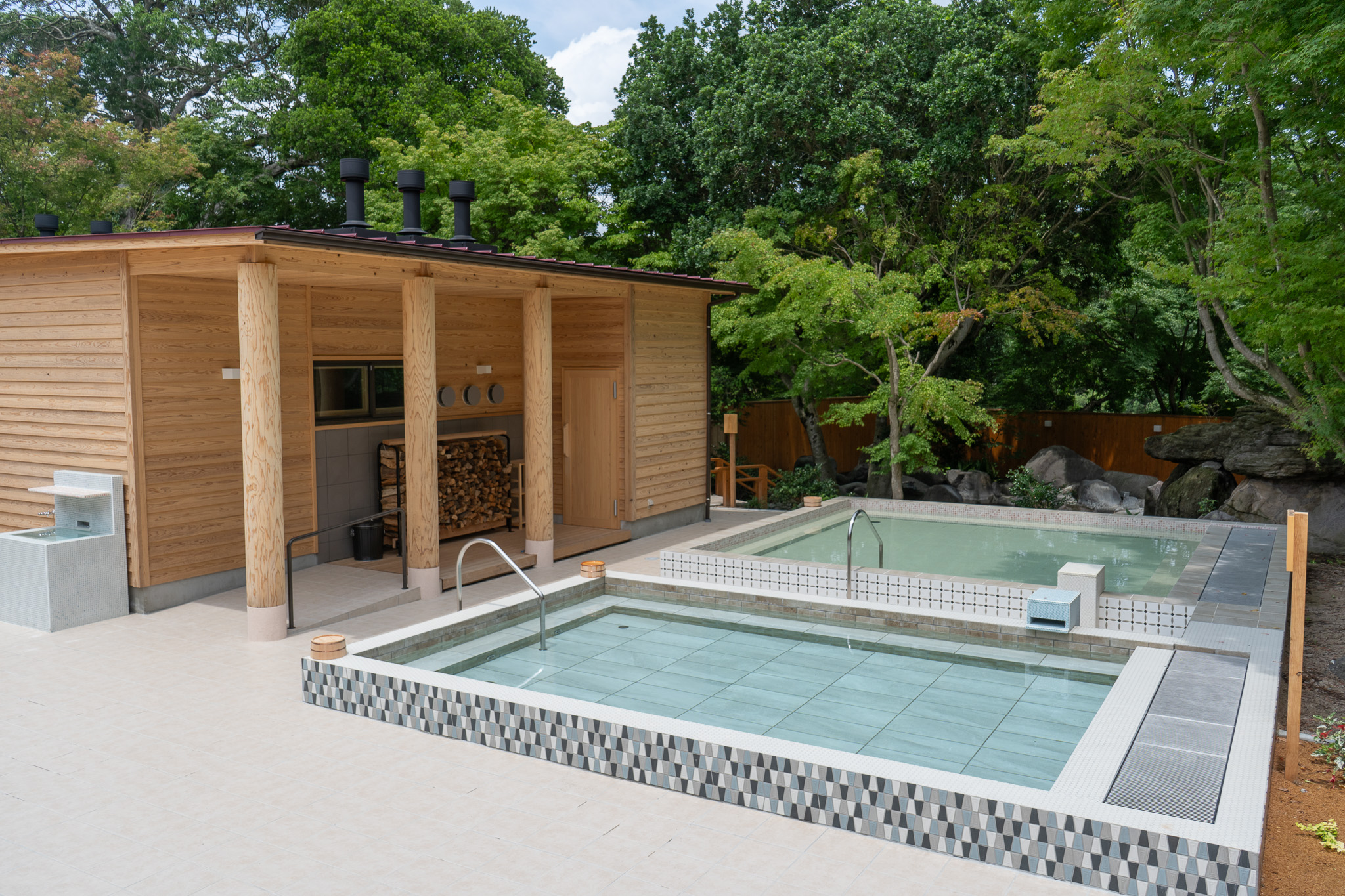 【福岡久山町】薪サウナ付き温浴施設 「FURO&SAUNA THE VANISH」がオープン | ご当地サウナ委員会