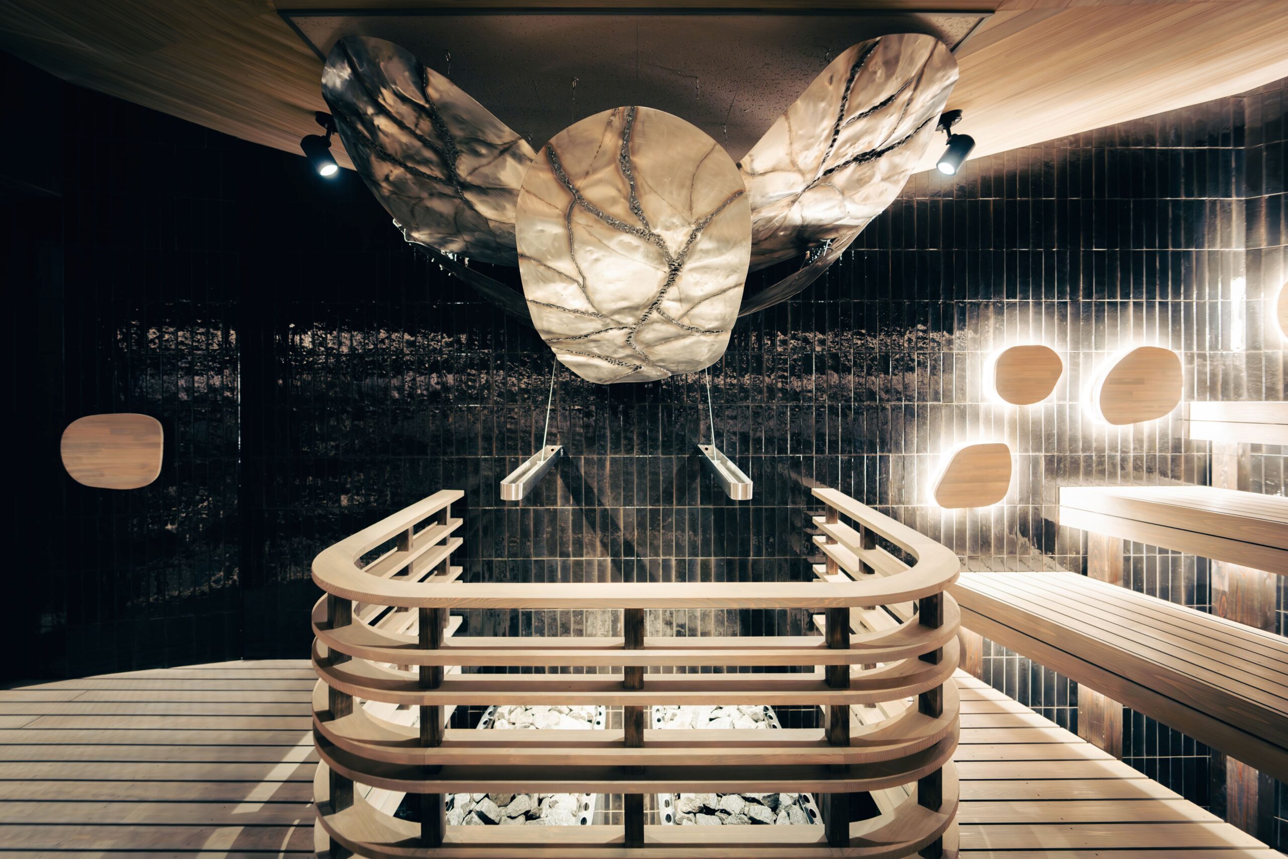 愛媛「東道後のそらともり」に音を浴びる新サウナ『LUMO SAUNA』が誕生