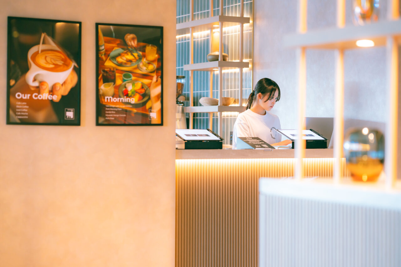 LATTE GRAPHIC監修のレストランメニュー